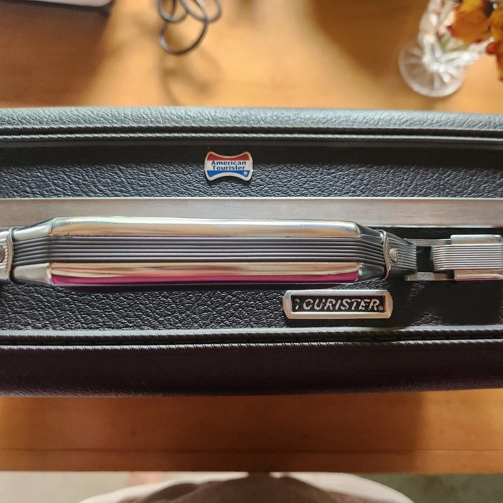 VTG American Tourister Dark‎ Gray Briefcase Attache Hard Shell Luggage No Key